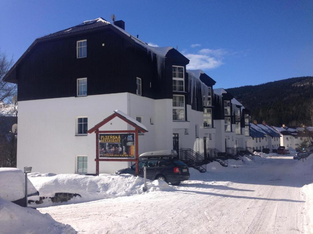 Apartments Monika Špindlerŭv Mlýn Luaran gambar