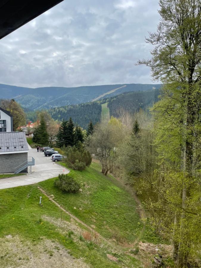 Apartments Monika Špindlerŭv Mlýn Luaran gambar