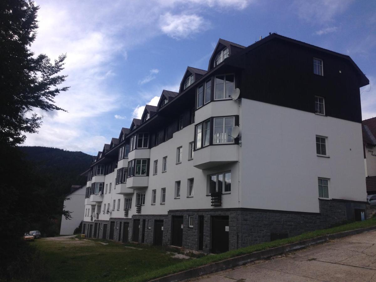 Apartments Monika Špindlerŭv Mlýn Luaran gambar